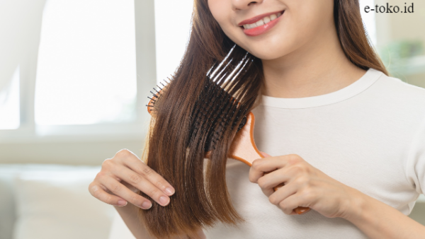 Tips Menjaga Kesehatan Rambut Pada Wanita Dengan Benar