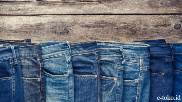 Perbedaan Jeans dan Denim yang Harus Kalian Tahu